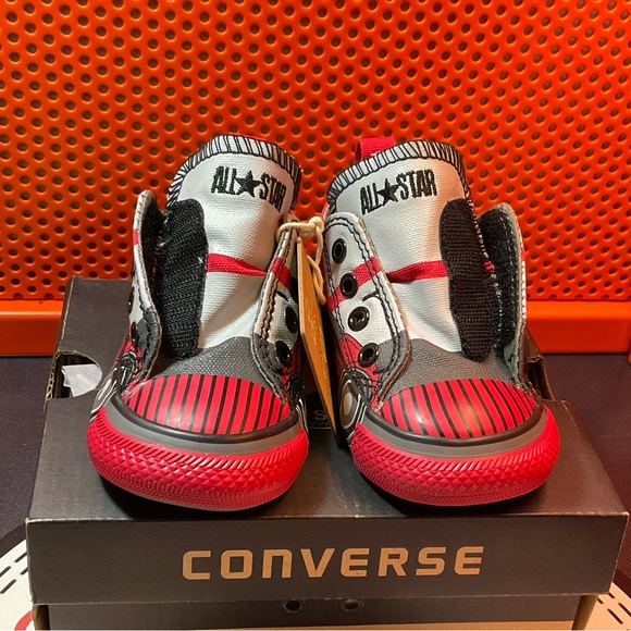 Converse Chuck Taylor Toddler Simple Slip in Red/Black - Picture 2 of 7